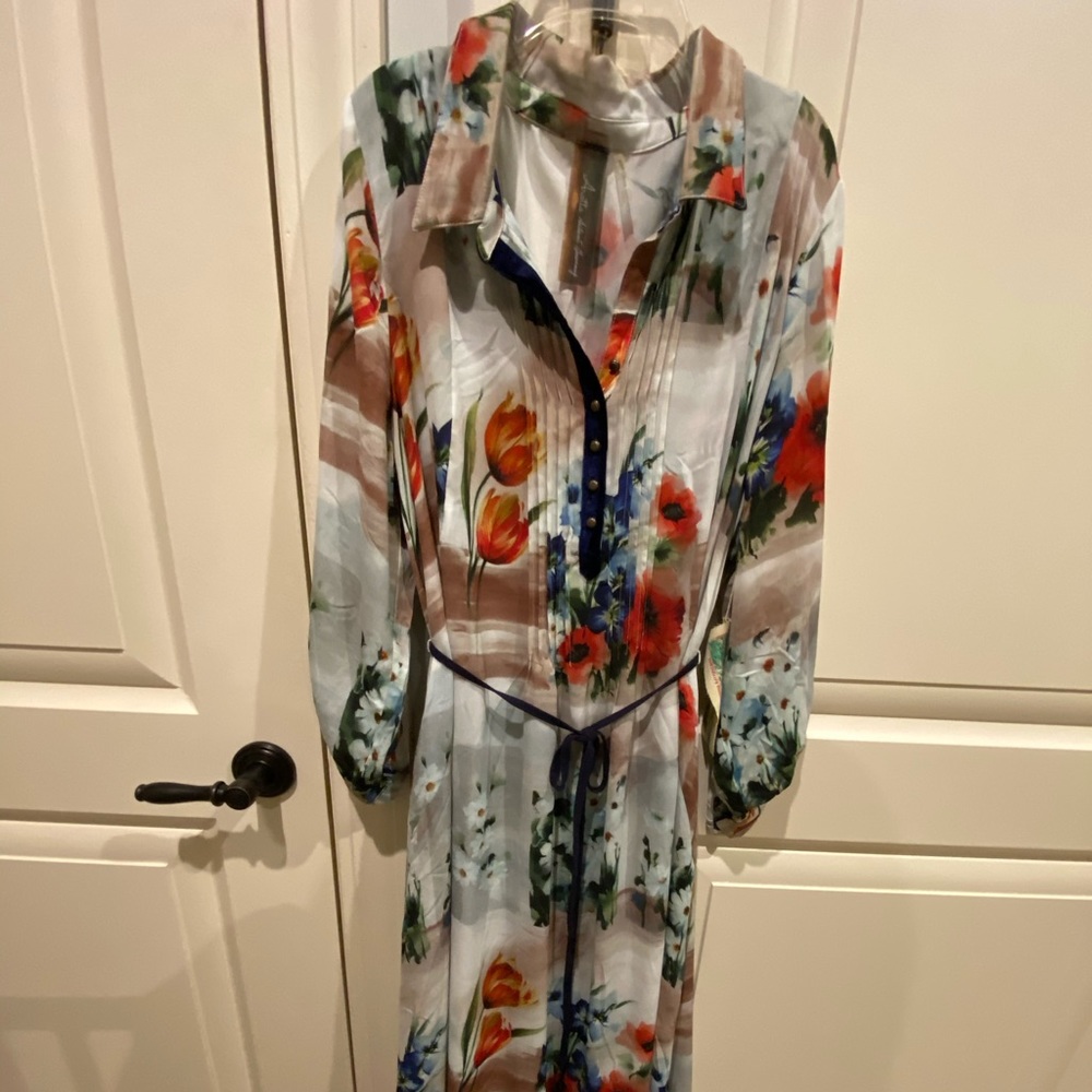 Aratta silent journey long sleeve maxi never worn